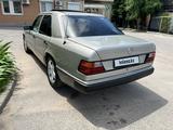 Mercedes-Benz E 230 1992 годаүшін2 600 000 тг. в Алматы – фото 5