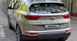 Kia Sportage 2018 года за 9 800 000 тг. в Алматы – фото 4