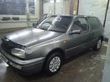 Volkswagen Golf 1993 годаfor1 100 000 тг. в Алматы – фото 3