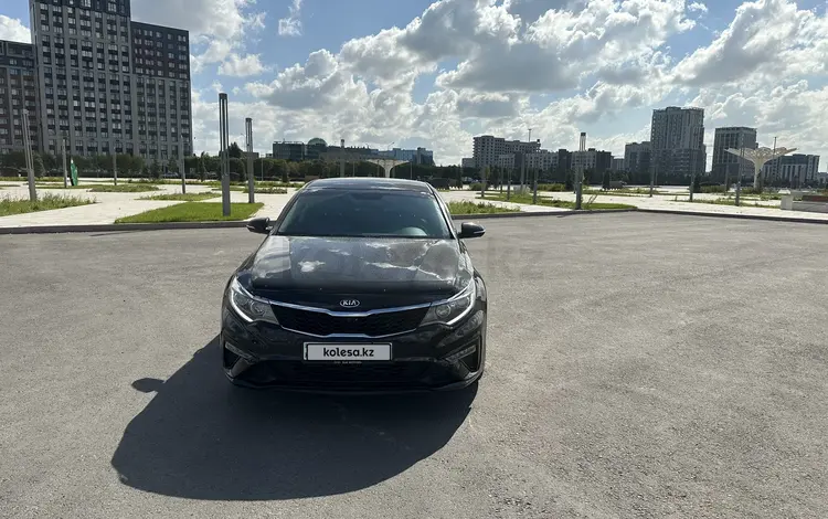 Kia Optima 2020 года за 12 800 000 тг. в Астана