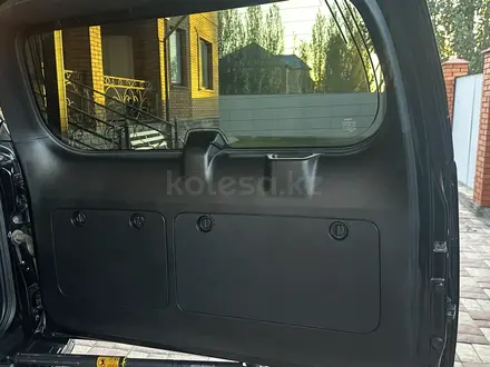 Toyota Land Cruiser Prado 2022 года за 23 800 000 тг. в Актобе – фото 6