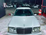 Mercedes-Benz E 280 1994 года за 2 500 000 тг. в Тараз