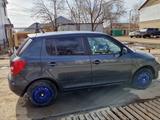 Skoda Fabia 2010 года за 1 000 000 тг. в Аксай – фото 3