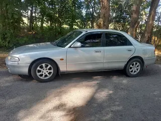 Mazda Cronos