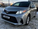 Toyota Sienna 2019 годаүшін15 900 000 тг. в Уральск – фото 2
