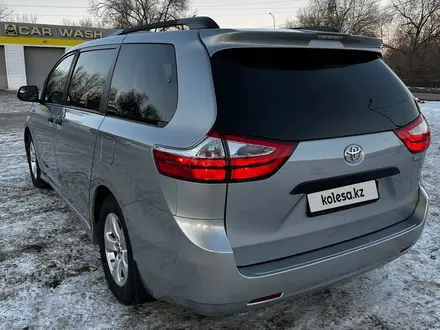 Toyota Sienna 2019 года за 15 800 000 тг. в Уральск – фото 4