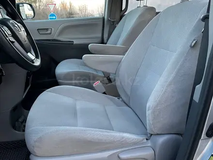 Toyota Sienna 2019 года за 15 800 000 тг. в Уральск – фото 6