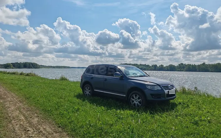 Volkswagen Touareg 2007 года за 5 500 000 тг. в Астана