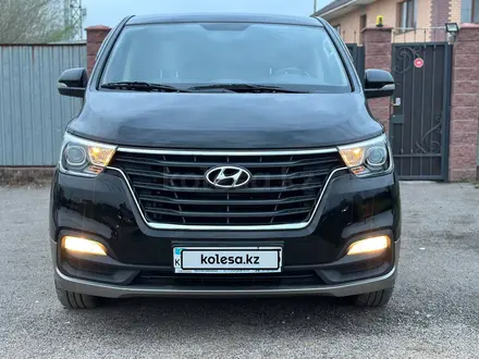 Hyundai H-1 2021 года за 15 500 000 тг. в Алматы – фото 2