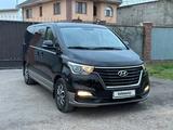 Hyundai H-1 2021 года за 16 500 000 тг. в Алматы