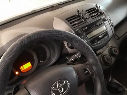 Toyota RAV4 2011 года за 7 800 000 тг. в Жетысай – фото 8