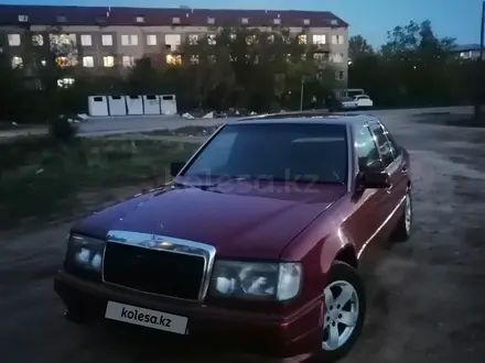 Mercedes-Benz E 200 1993 года за 1 700 000 тг. в Жезказган – фото 7