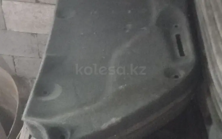 Обшивка крышки багажника в оригинале буүшін10 000 тг. в Алматы