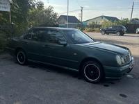 Mercedes-Benz E 230 1995 годаүшін2 900 000 тг. в Караганда