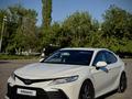 Toyota Camry 2021 года за 16 400 000 тг. в Шымкент