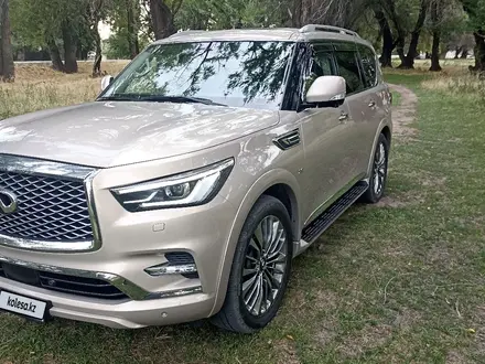 Infiniti QX80 2020 года за 28 500 000 тг. в Алматы – фото 2