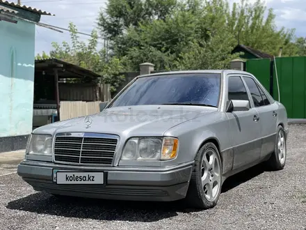 Mercedes-Benz E 280 1993 года за 2 150 000 тг. в Алматы – фото 2