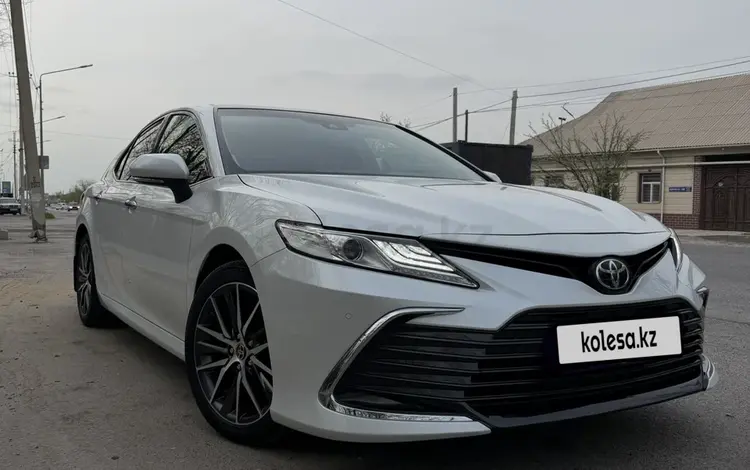 Toyota Camry 2023 годаүшін16 700 000 тг. в Шымкент