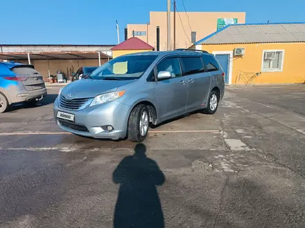 Toyota Sienna 2011 года за 7 500 000 тг. в Атырау – фото 6