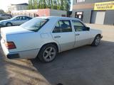 Mercedes-Benz E 230 1990 годаүшін1 400 000 тг. в Актобе – фото 4