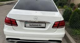 Mercedes-Benz E 200 2013 года за 13 000 000 тг. в Алматы – фото 4