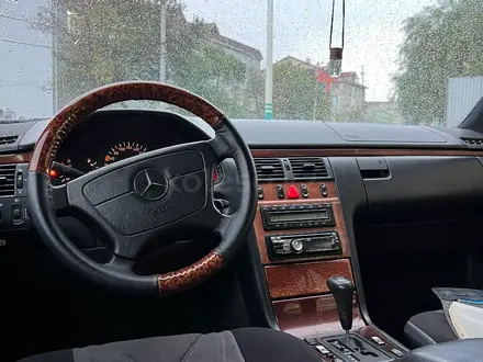 Mercedes-Benz E 200 1997 года за 3 500 000 тг. в Кызылорда – фото 30