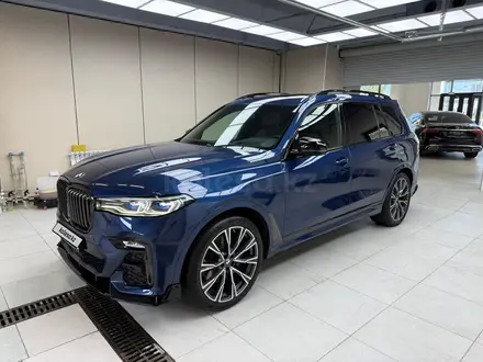 BMW X7 2020 года за 43 000 000 тг. в Астана
