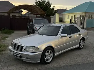 Mercedes-Benz C 280
