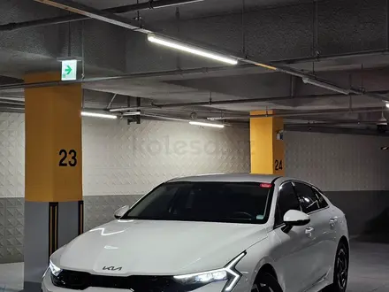 Kia K5 2024 года за 14 500 000 тг. в Алматы