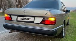 Mercedes-Benz E 230 1991 годаүшін2 400 000 тг. в Тараз – фото 2