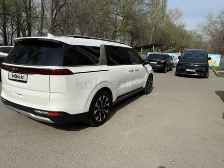 Kia Carnival 2022 года за 22 000 000 тг. в Алматы – фото 4