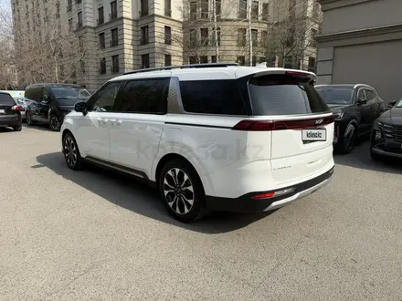Kia Carnival 2022 года за 22 000 000 тг. в Алматы – фото 6