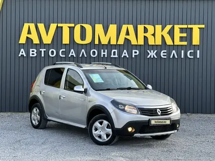 Renault Sandero Stepway 2014 года за 3 700 000 тг. в Актобе – фото 2