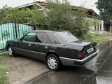 Mercedes-Benz E 230 1992 года за 1 200 000 тг. в Талдыкорган – фото 5