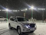 Toyota Land Cruiser Prado 2014 года за 18 200 000 тг. в Актобе – фото 2