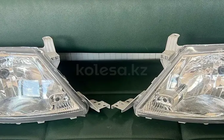 Фара левая Toyota Hilux 2006-2011 DEPO за 45 000 тг. в Алматы