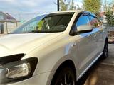 Volkswagen Polo 2014 годаfor4 700 000 тг. в Атырау – фото 2