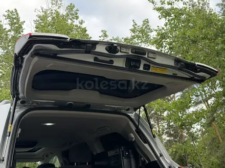 Toyota Land Cruiser 2012 года за 22 200 000 тг. в Астана – фото 26
