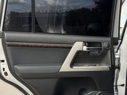 Toyota Land Cruiser 2012 года за 22 200 000 тг. в Астана – фото 60
