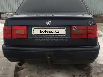 Volkswagen Passat 1990 года за 1 000 000 тг. в Уральск – фото 2