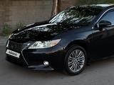 Lexus ES 250 2014 года за 11 800 000 тг. в Шымкент – фото 2
