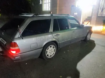 Mercedes-Benz E 230 1989 года за 1 300 000 тг. в Астана – фото 3