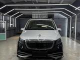 Mercedes-Benz V 250 2021 года за 27 000 000 тг. в Алматы
