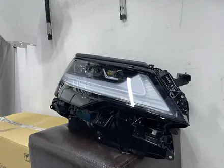 Фара передний Lexus LX600 NEW ORIGINAL за 2 200 000 тг. в Алматы – фото 9