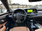 Lexus ES 250 2020 года за 23 500 000 тг. в Шымкент – фото 5