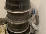 Комплект в литых дисков, колпаки LADA в комплектеүшін60 000 тг. в Атырау – фото 2