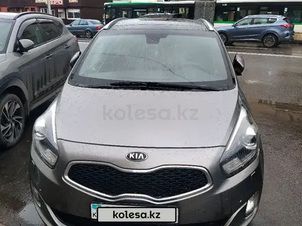 Kia Carens 2014 года за 7 200 000 тг. в Астана – фото 2