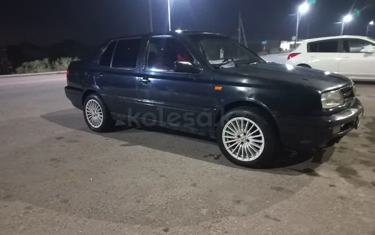 Volkswagen Vento 1993 годаfor950 000 тг. в Алматы