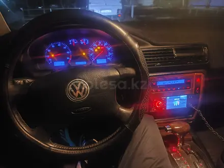 Volkswagen Passat 1999 года за 1 800 000 тг. в Караганда – фото 12