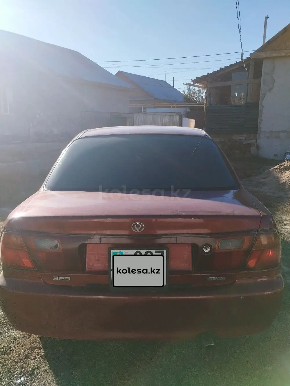 Mazda 323, 1996
